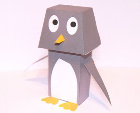 Tuxy the Penguin Papercraft