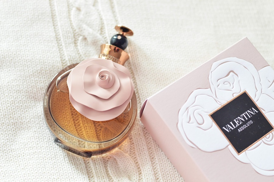 Nước hoa Valentino nữ Valentina Assoluto EDP thể hiện nét đẹp tự tin của cô nàng gợi cảm