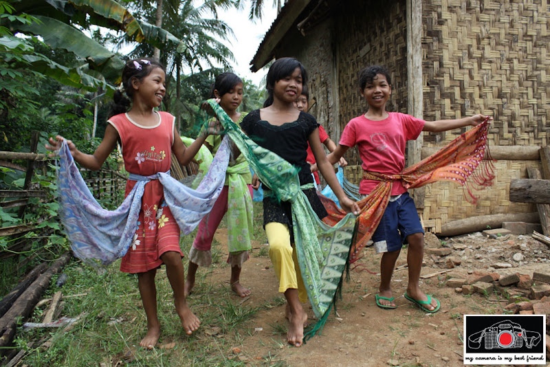 Dancing Girls 6