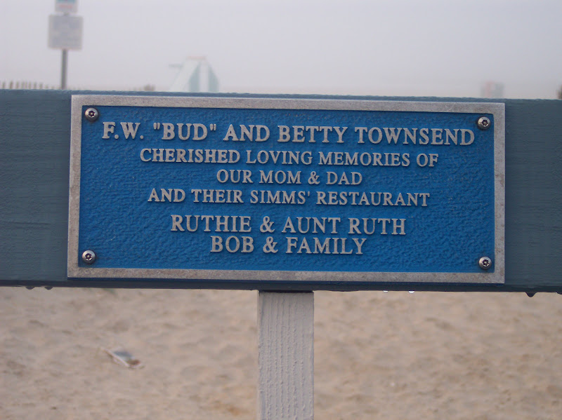 
			F.W. "Bud" And Betty Townsend
			Cherished Loving Memories Of
			And Their Simms' Restaurant
			Ruthie & Aunt Ruth
			Bob & Family
		