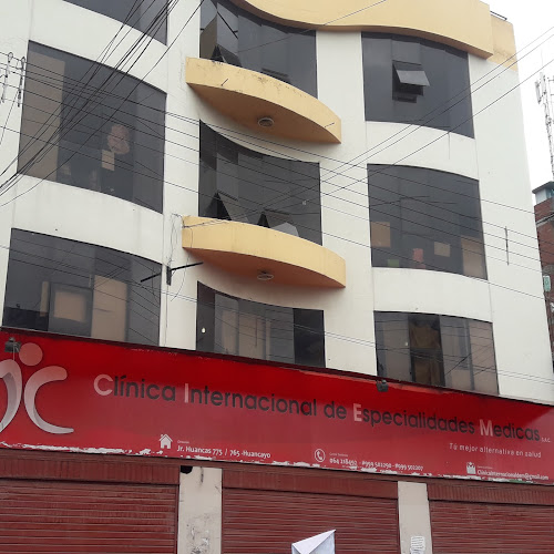 Opiniones de Clinica Internacional De Especialidades Medicas S.A.C. en Huancayo - Hospital