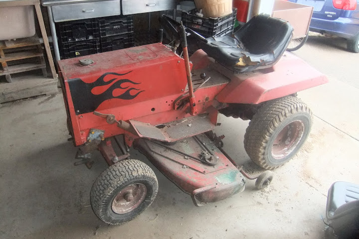 Gravely Riding Mower 