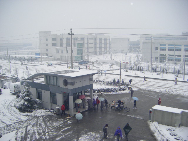 ODM平湖工厂，2008年初，雪
