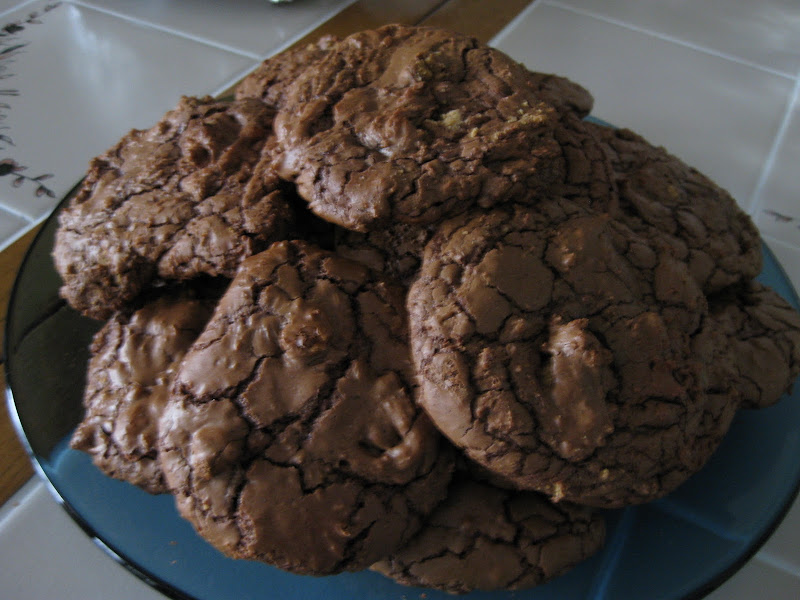 Chocolate peanut butter cup cookies