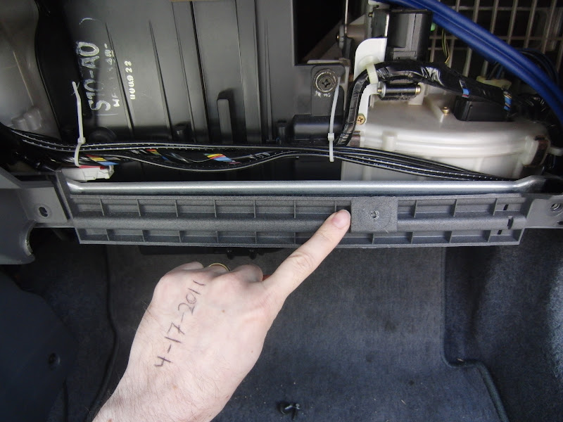 DIY Cabin Air filter replacement. Page 2 Honda Insight Forum