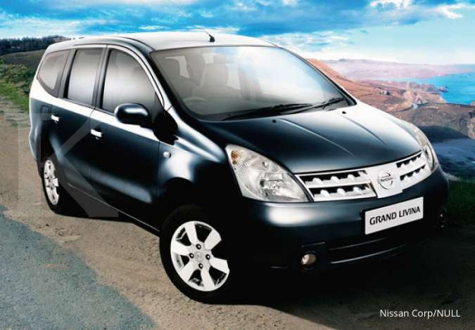 Nissan grand livina bekas