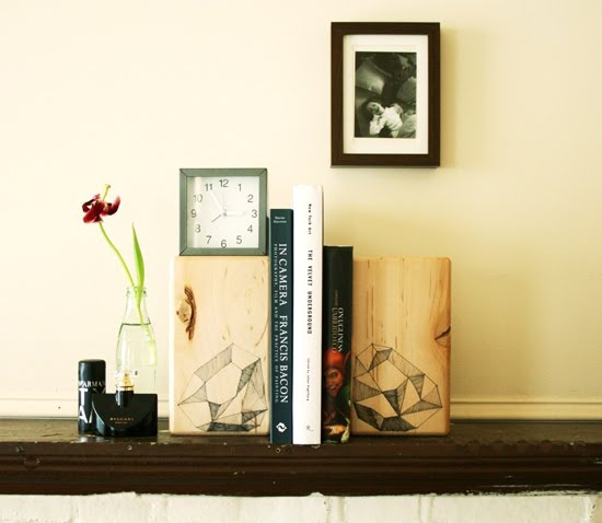 Bookshelf: Book Display