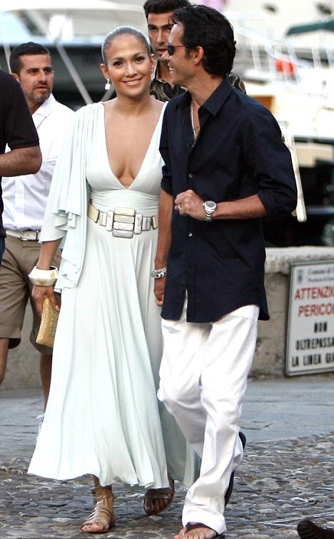 Jennifer Lopez Barbie S Style Despite Flashing Her Figure Earlier In The Day With A Skimpy Lopez Covered Up Curves Pistachio Long Sleeved Maxi Dress Albeit