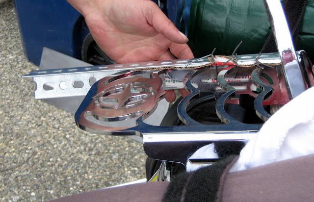 v star 650 luggage rack repair