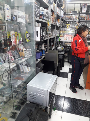 Opiniones de Sandoval en Trujillo - Tienda de electrodomésticos