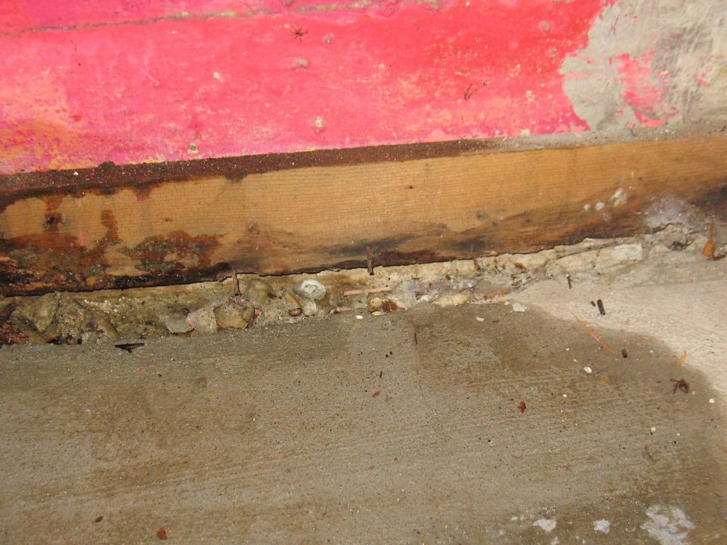 Cast Iron Pipes Can Cause Severe Water Damage picture