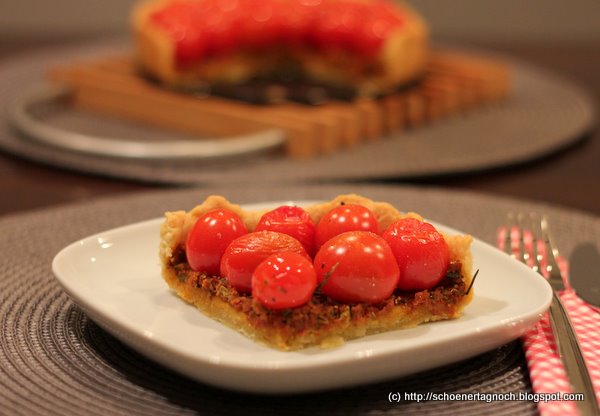 Kirschtomaten-Tarte mit Tomatenpesto - Schöner Tag noch! Food-Blog mit ...
