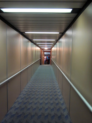 Jetway walkway southwest airline photo Jetway walkway southwest airline photo