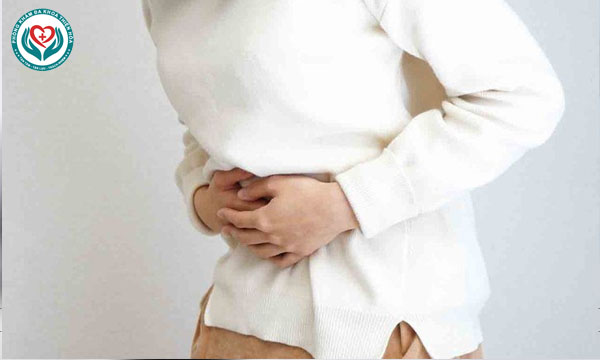 Sau hút thai 20 ngày vẫn ra máu có sao không?