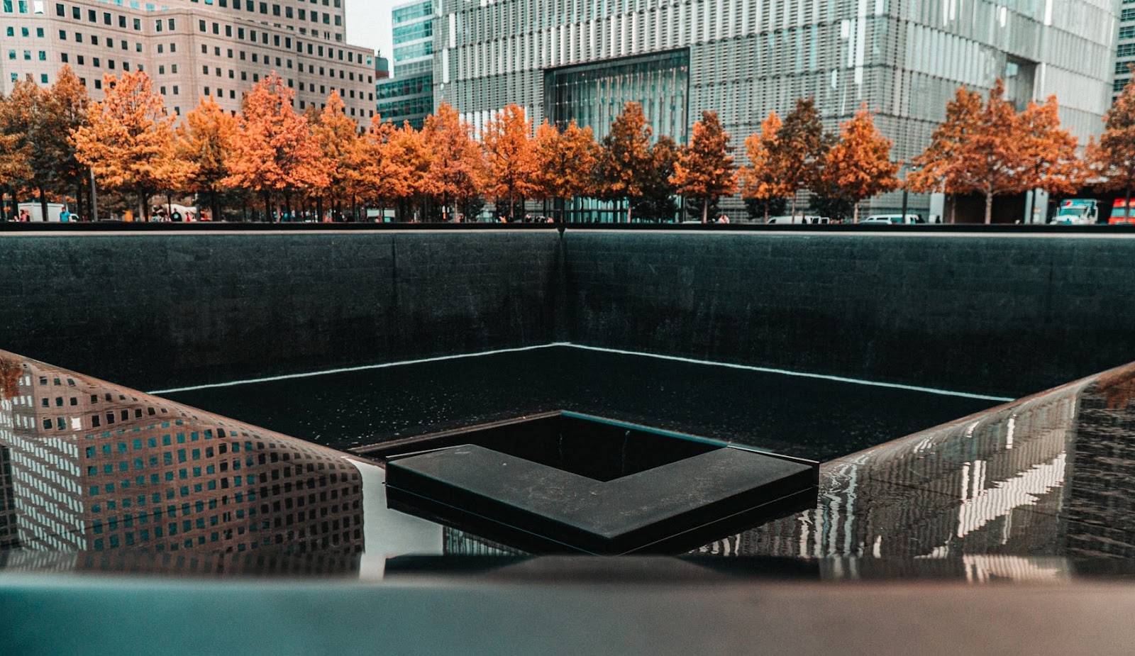 Fuente conmemorativa del 11 de septiembre en la Zona Cero de Nueva York