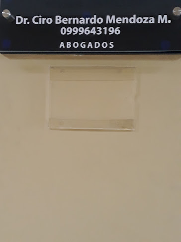 Dr. Ciro Bernardo Mendoza M. - Cuenca