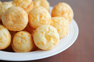 close-up photo of Brazilian cheese puffs