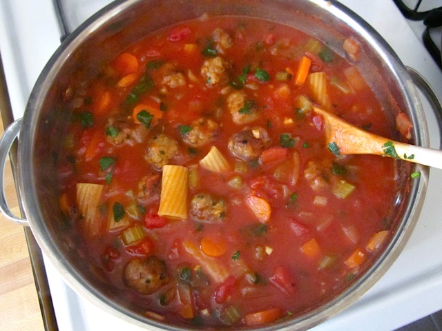 finished meatball soup in pot 