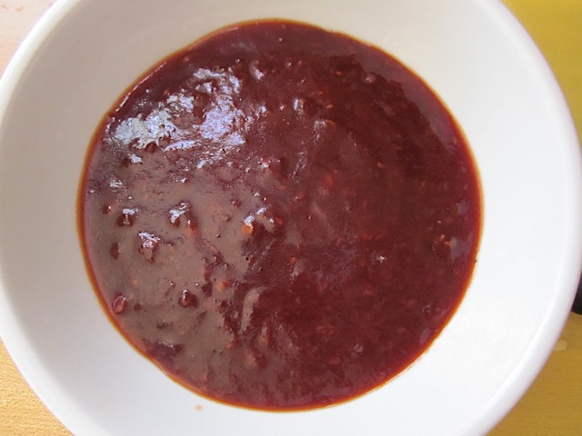 BBQ sauce in bowl 