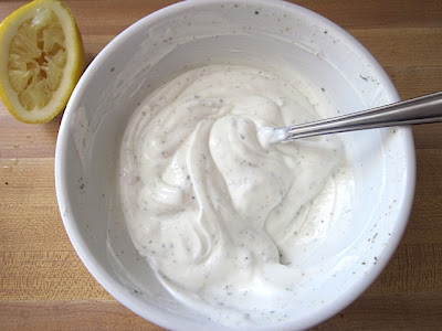 dill garlic yogurt sauce