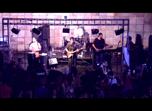 Close da Chavala Talhada durante show no Grito Rock Close da Chavala Talhada durante show no Grito Rock