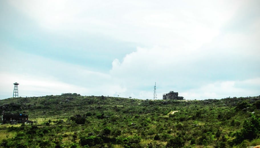 Bokor hill station. Мираж в облаках