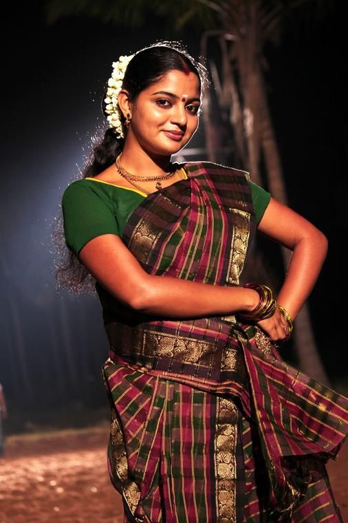 Different Types of Traditional Saree Draping Styles in India