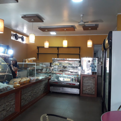 Opiniones de TIVOLI en Iquitos - Panadería