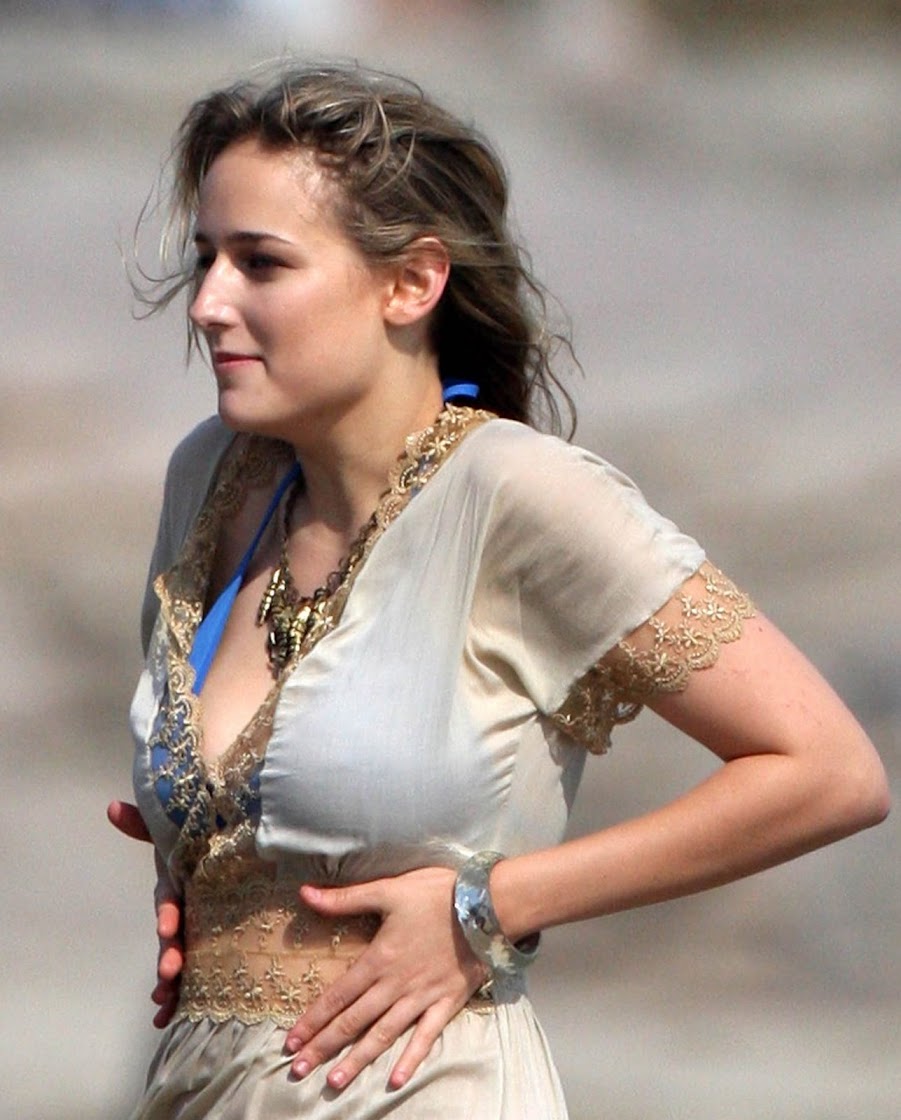 Leelee Sobieski