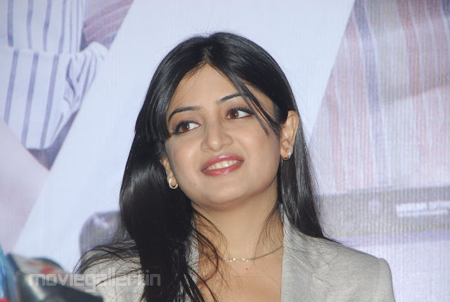 Poonam Kaur Latest Cute Stills
