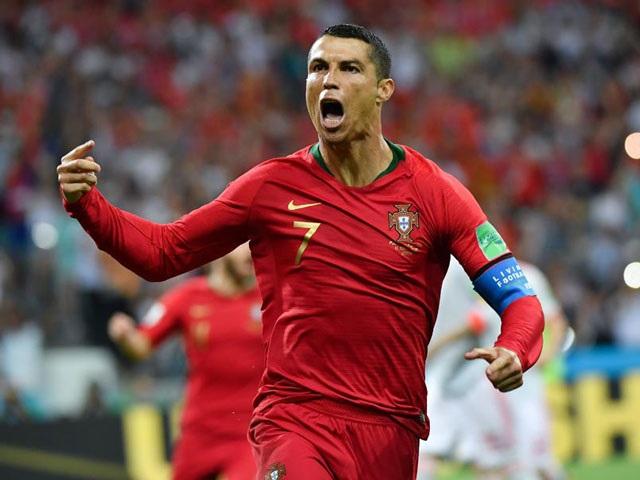 Cristiano Ronaldo với chiều cao lý tưởng 1m85