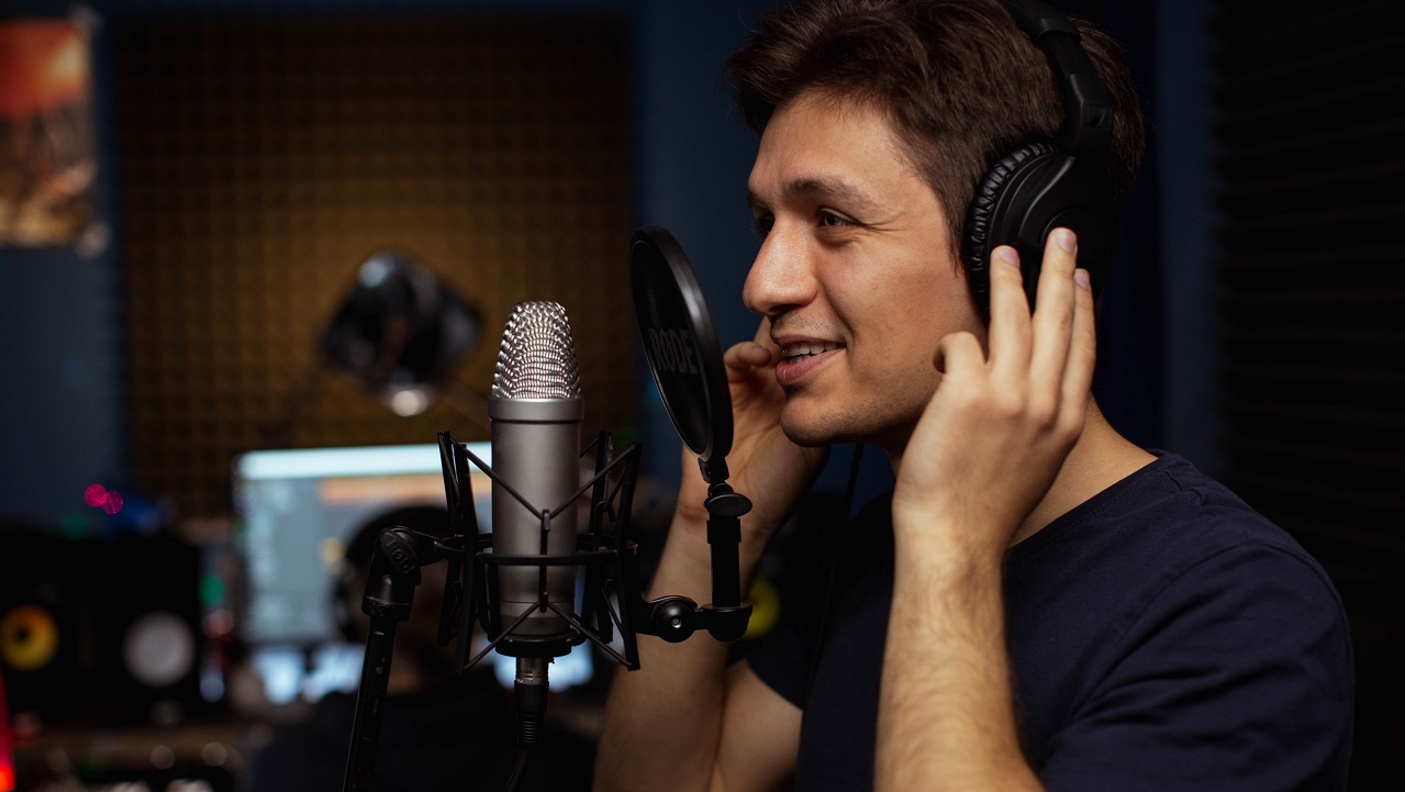 Щоб замовити дубляж і художнє звукове оформлення вашого відео, звертайтеся до фахівців студії LANET PRODUCTION: Київ
