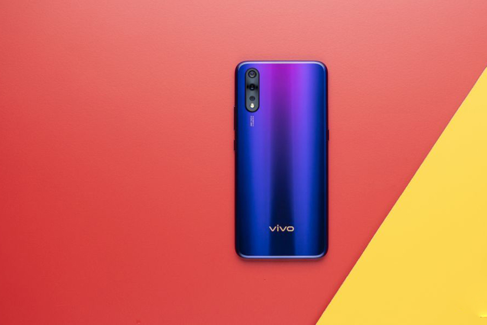 thiết kế Vivo Z1X thiết kế Vivo Z1X