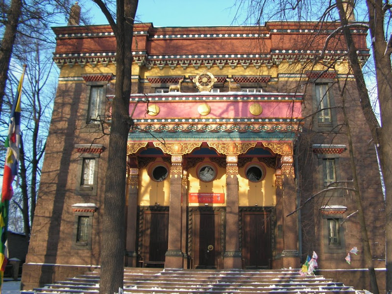 Петербургский буддийский храм