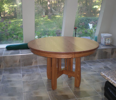 48 Inch Sonora Round Table in Medium Oak