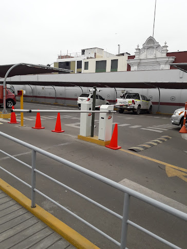 Opiniones de Red Parking en Trujillo - Aparcamiento
