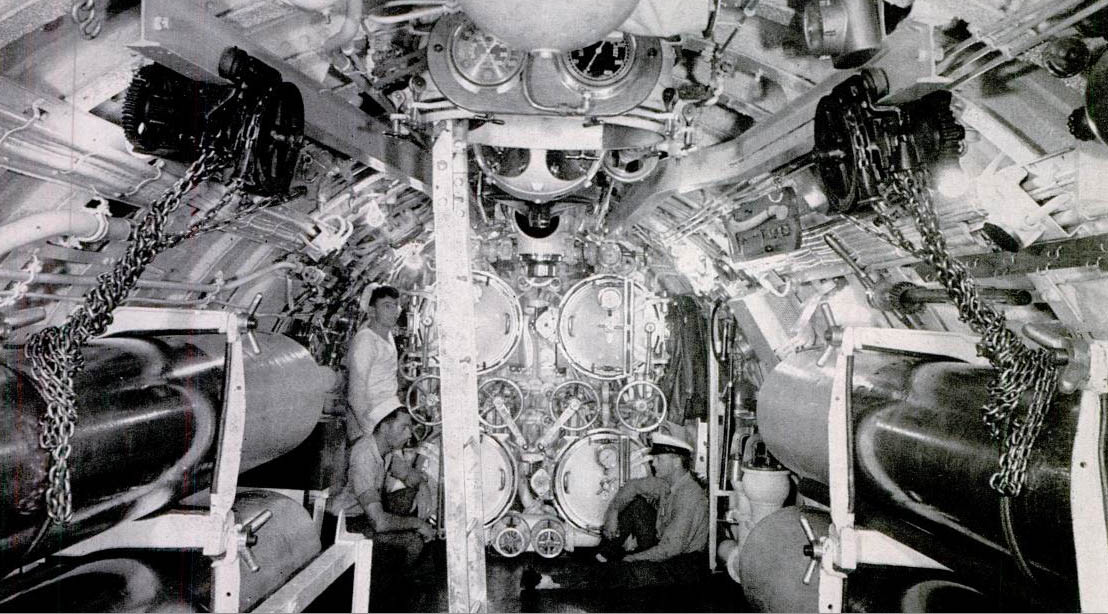[diesel submarine torpedo room 1939 LIFE.jpg]