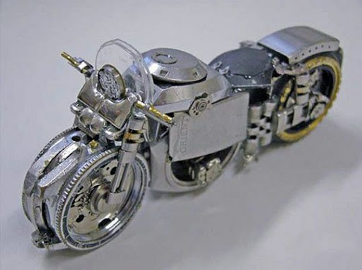 модели мотоциклов из частей часов
