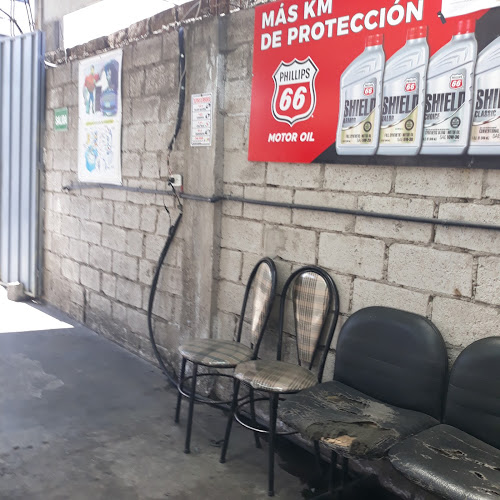 Alfredo Escudero &, Quito 170131