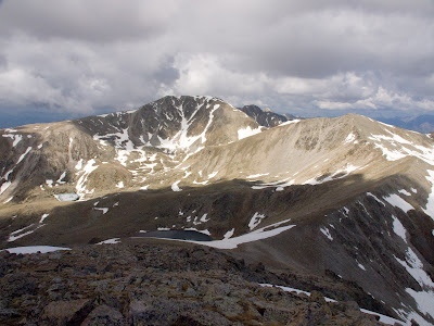 Tossa Plana de Lles i Tosseta de Vallcivera vists des de la Muga