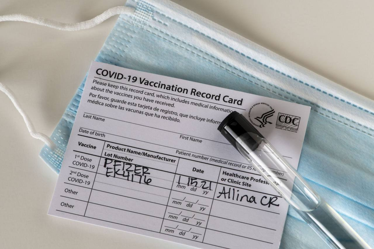 Black market for fake vaccine cards thrives on Telegram - Tech