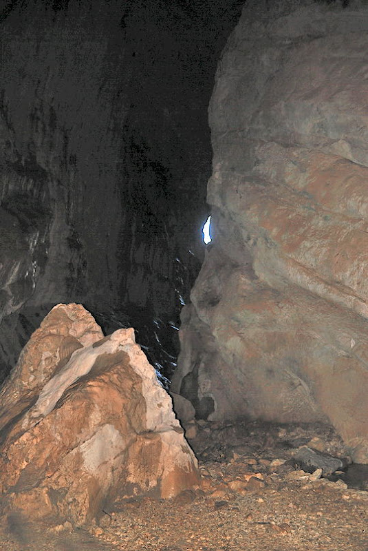 Excursión a las Cuevas del Hundidero y Gato 081%20Cueva%20del%20Gato%2020110130%20115