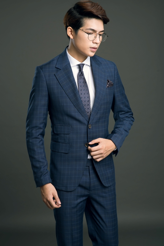 Vest xanh navy đậm, kẻ chỉ ô vuông đen- xanh ngọc- cam