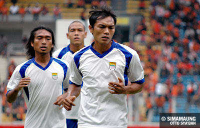 foto persib bandung gilang angga foto persib bandung gilang angga