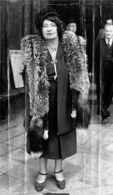 Rachel Parsons outside Westminster Abbey after the dedication of the memorial window to her father, 5th October 1950