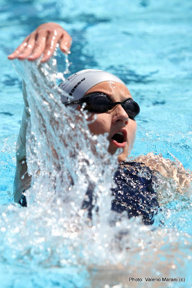 IMAGE: https://lh6.googleusercontent.com/_xoFtBSPgB9Y/TdCvDjLnD7I/AAAAAAAAFM0/XTW9Cdh6aCY/s576/IMG_8528.JPG