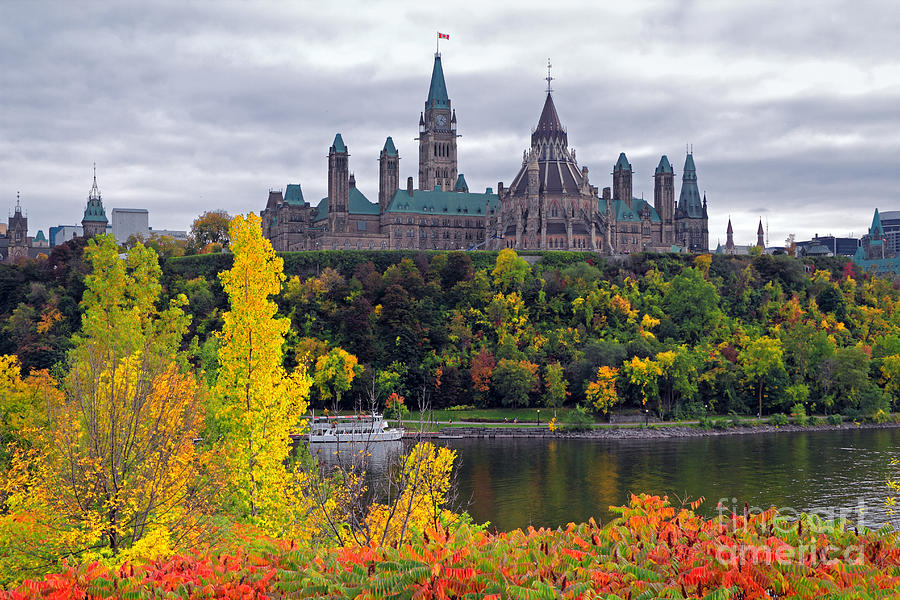 ottawa-parliament-hill-charline-xia.jpg