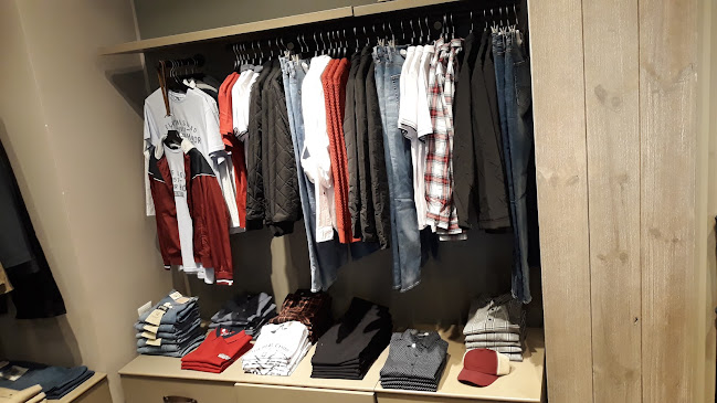 Opiniones de CHEVIGNON en Cuenca - Tienda de ropa