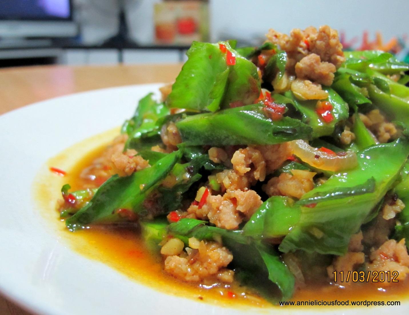 Annielicious Food: Spicy Stir Fried Winged Bean (四角豆)