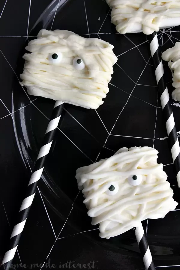 Marshmallow Mummy Treats
